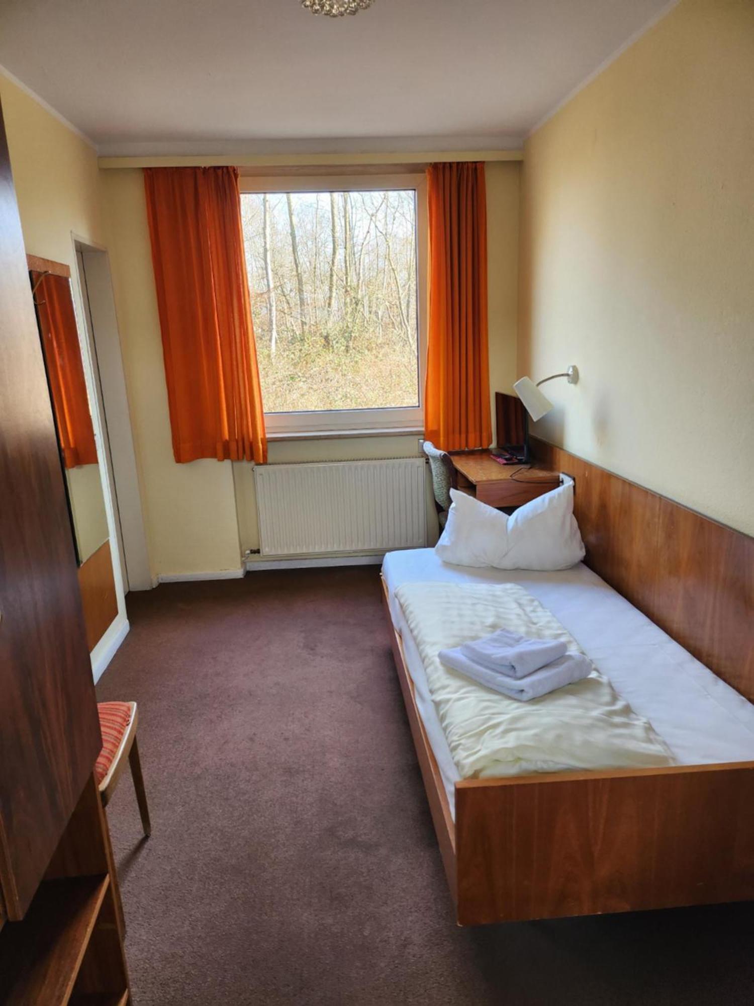 Autobahn Hotel Pfungstadt Ost Luaran gambar